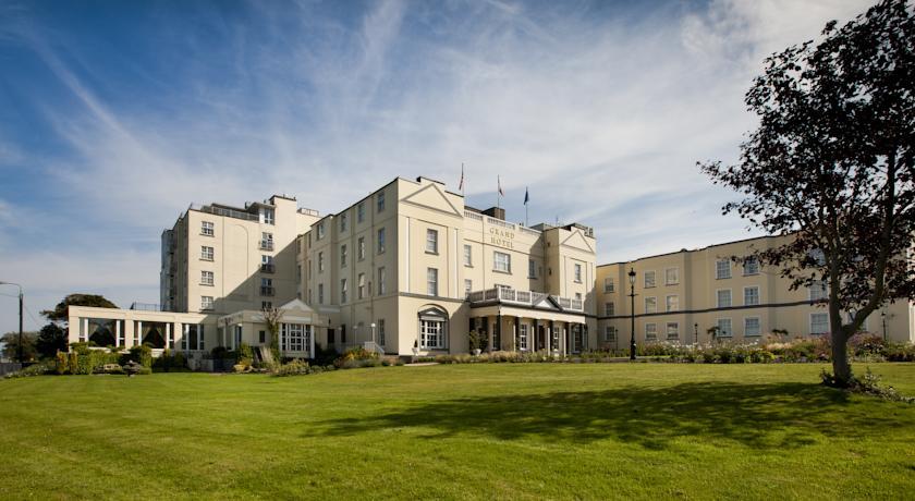 Hotel The Grand Malahide Dublin Extérieur photo